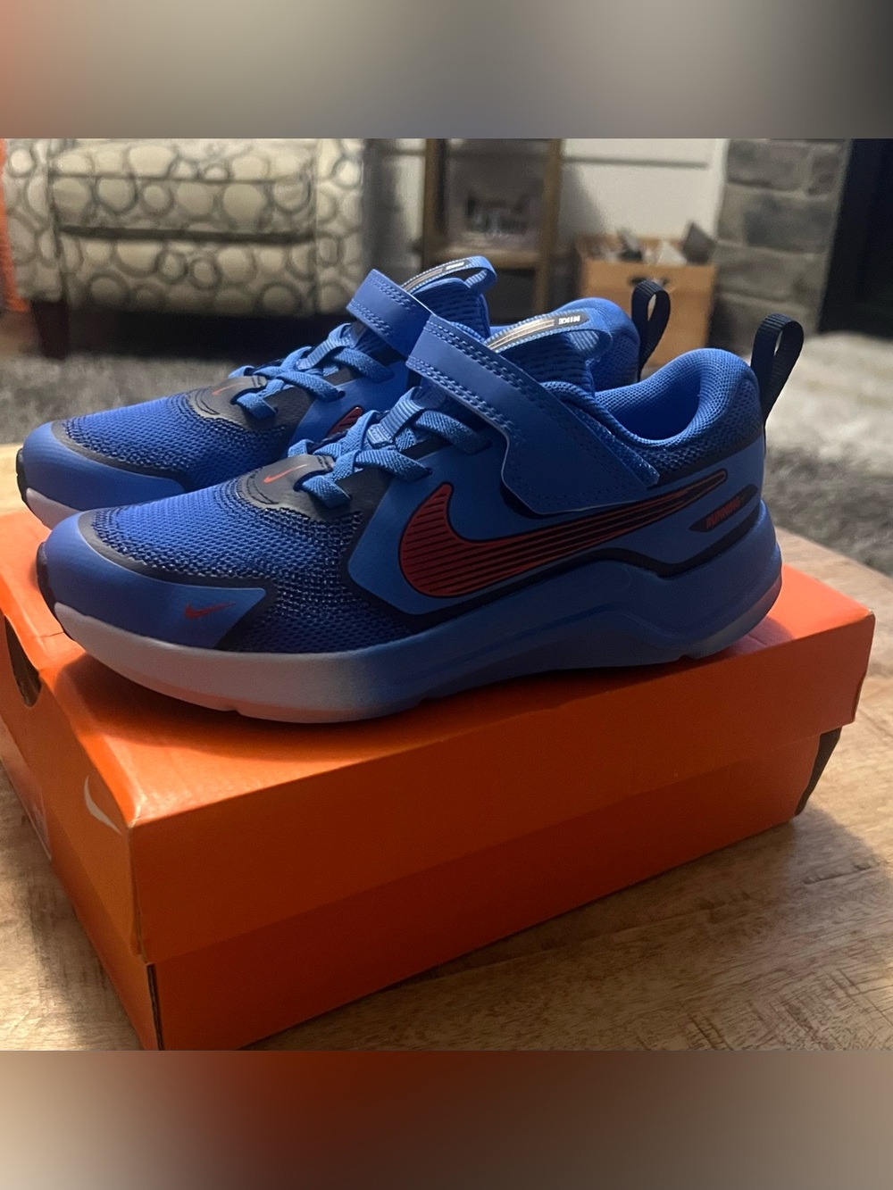 Nib nike 1 cosmic runner Kids Blue Sneakers with Red Swoosh boy girl unisex